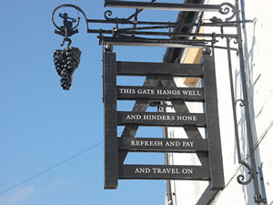 the Hanging Gate pub sign